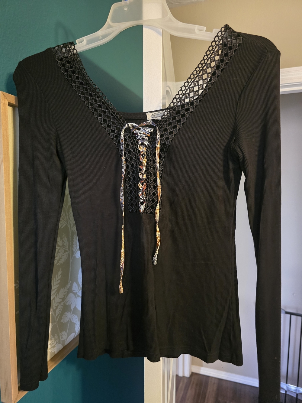 gimmicks by BKE Black Lace-Up Long Sleeve Top with Patterned Ties